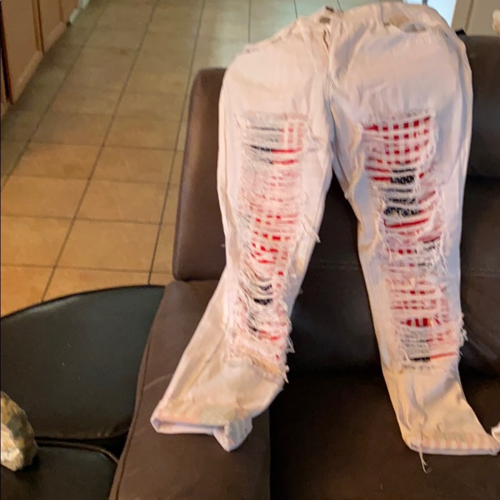Pants - Picture 2 of 3